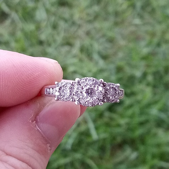 Kay Jewelers Jewelry Ct Diamond Ring Size 8 In Sterling Silver